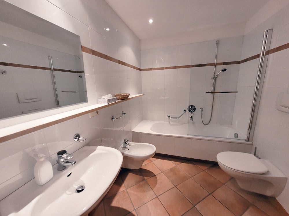 Bagno Lisi - appartamento vacanze Waldegg Renon