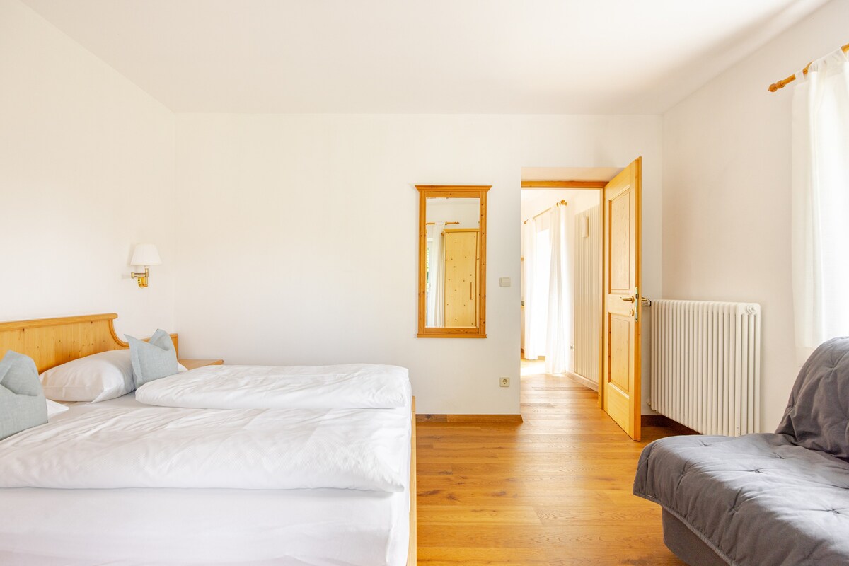 Wohnzimmer Gretl Ferienwohnungen Waldegg Apartments Ritten