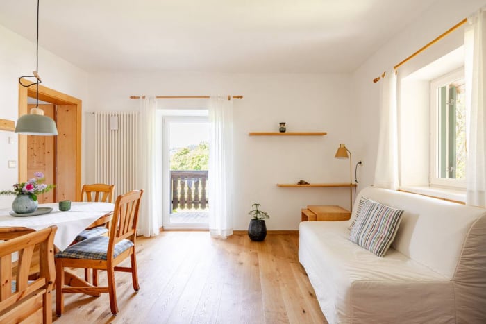 Wohnzimmer Berta Ferienwohnungen Waldegg Apartments Ritten